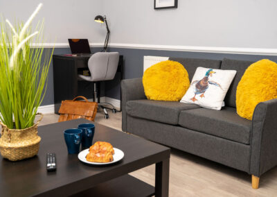 Aspley Marina 2 Bed Accommodation Hotel