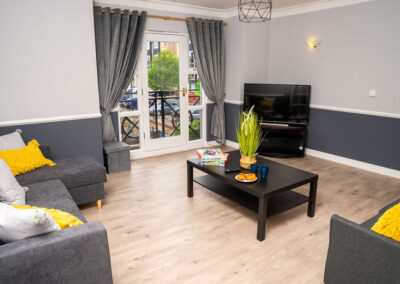 Aspley Marina 2 Bed Accommodation Hotel